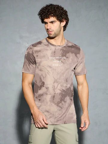 Men Printed Slim Fit Round Neck T-shirt with TECHNOCOOL+