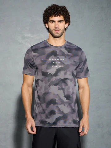 Men Printed Slim Fit Round Neck T-shirt with TECHNOCOOL+